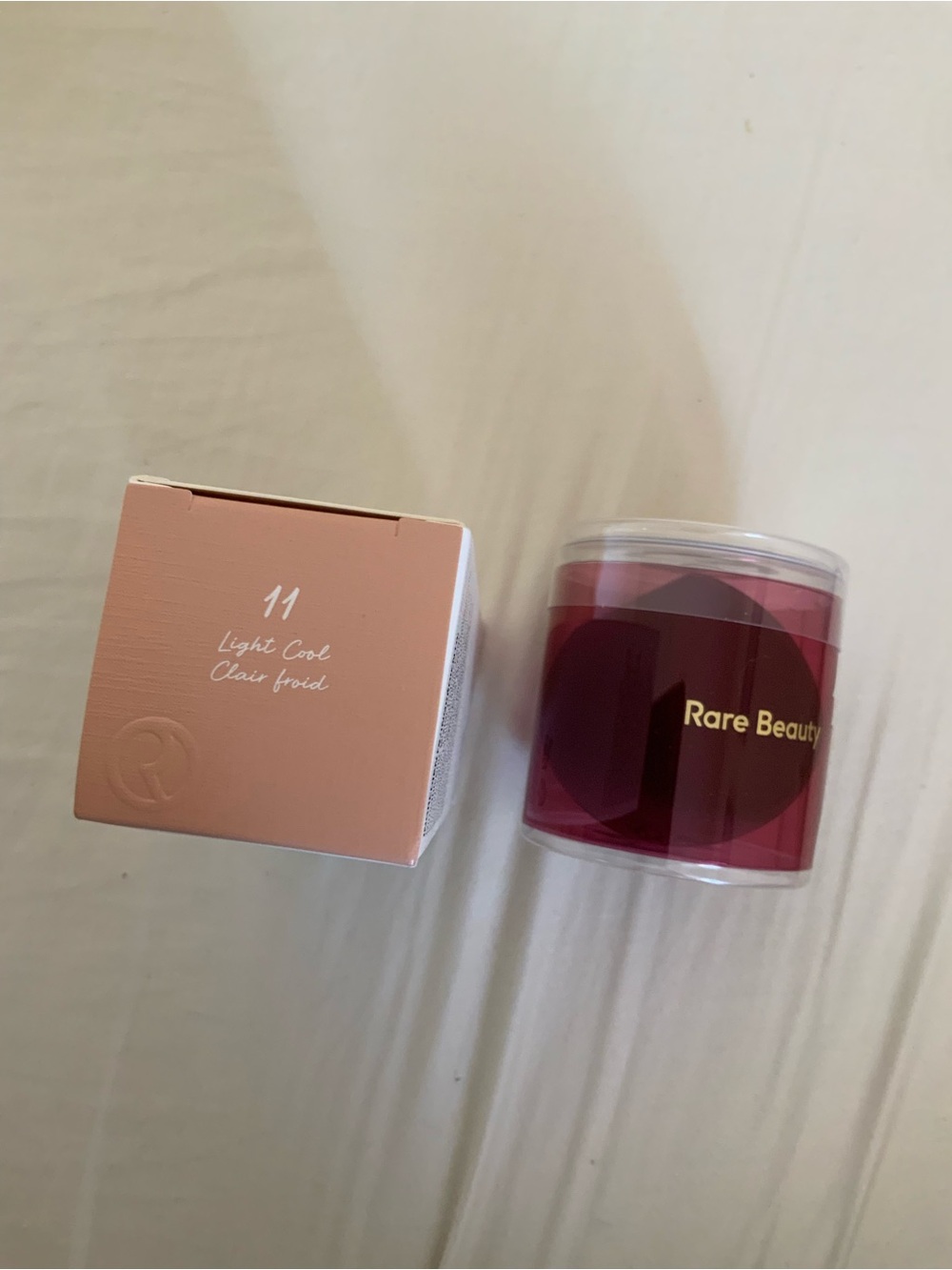 Rare Beauty True to Myself Natural Matte Longwear Foundation 11 & sponge NWB - Picture 2 of 6